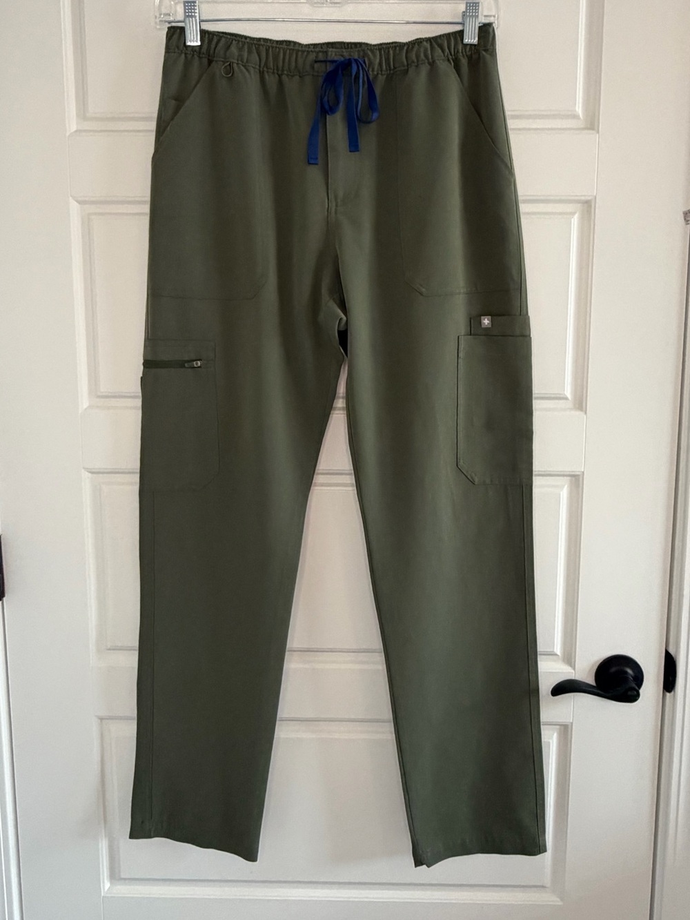 FIGS Technical Collection Cairo Cargo Scrub Pants Army Green Size Large Tall
